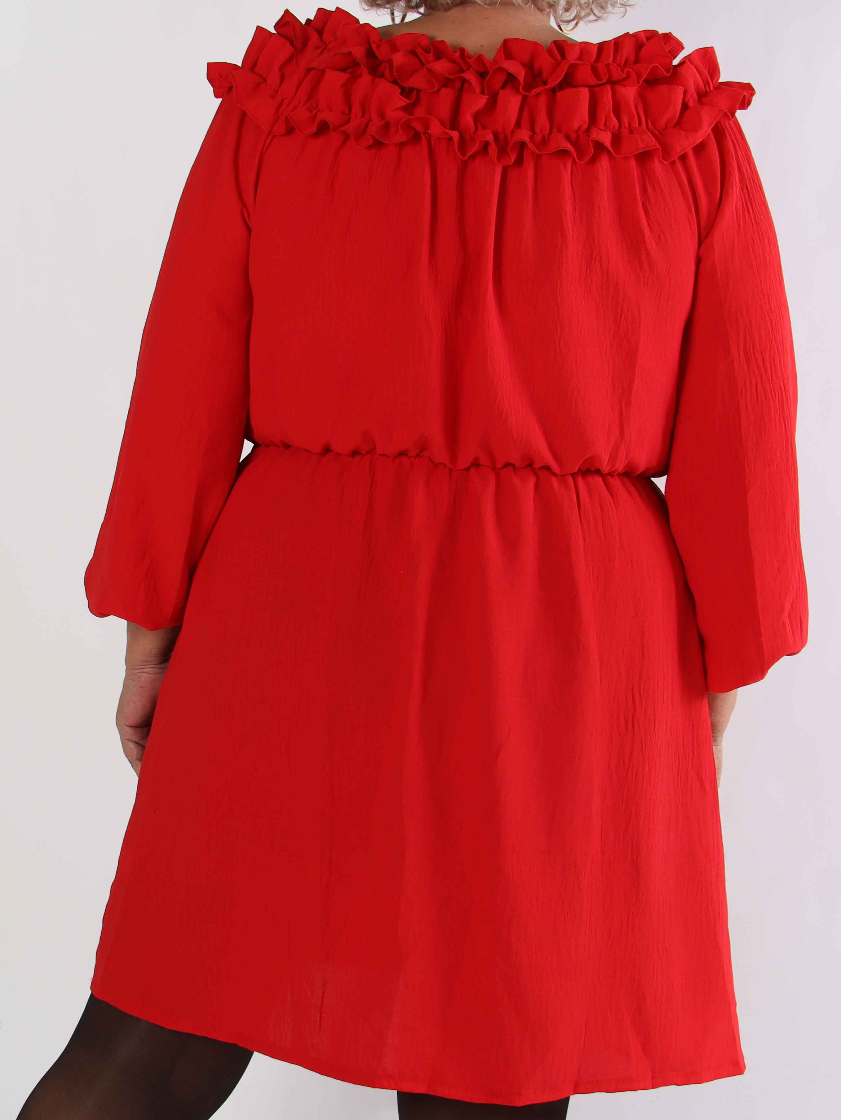 Chili Fitted Dress - Plus size klänning med volangkant och resår i midjan